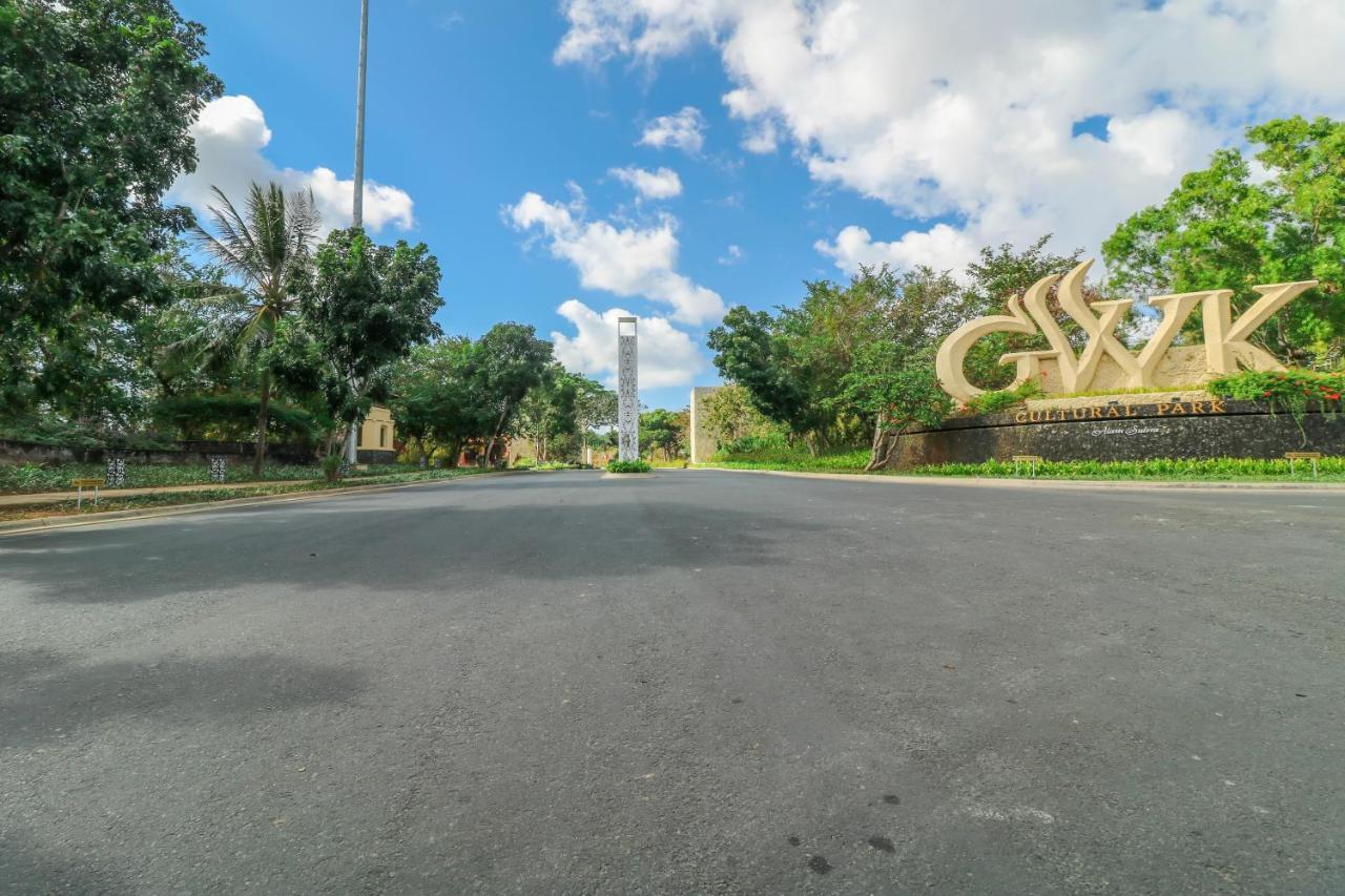 Oyo 1200 Kencana Residence Jimbaran Esterno foto